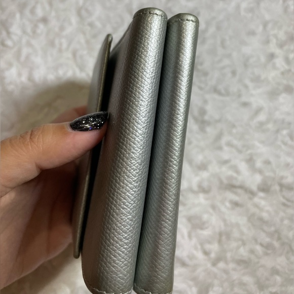 Chanel Sevruga Silver Compact Wallet 🩶 - Picture 7 of 16
